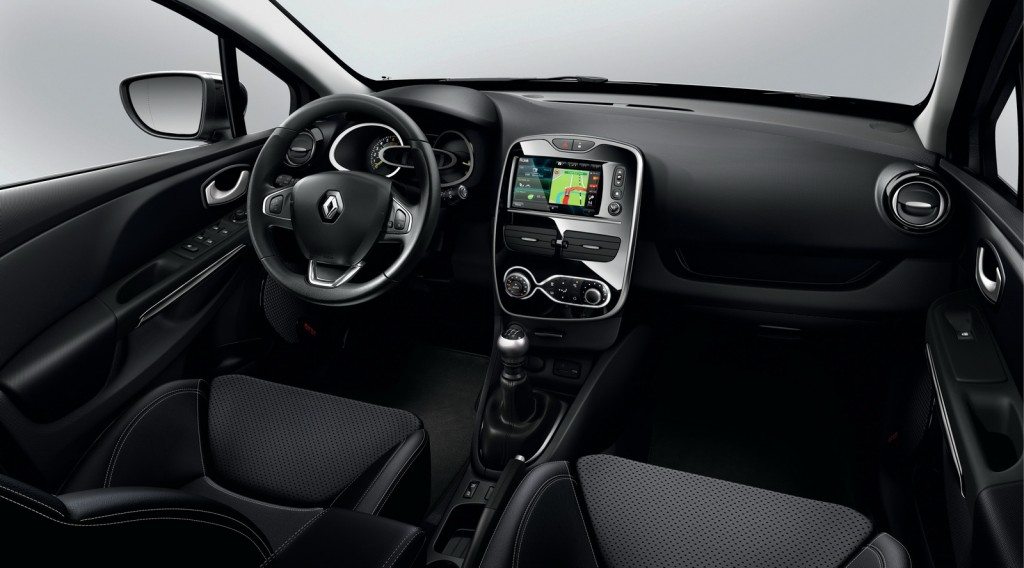 Renault-Clio-Iconic-13