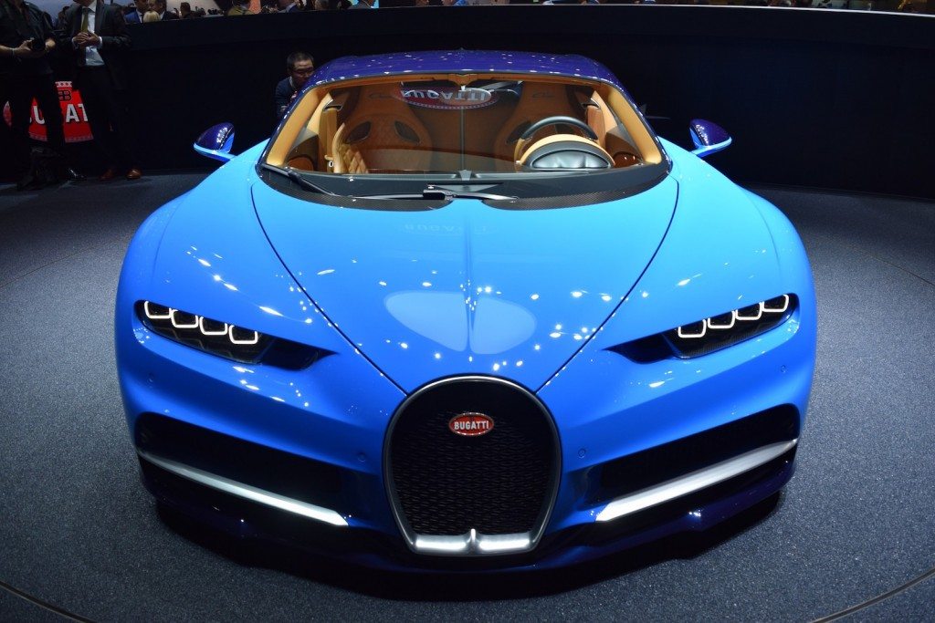 Bugatti Chiron 10